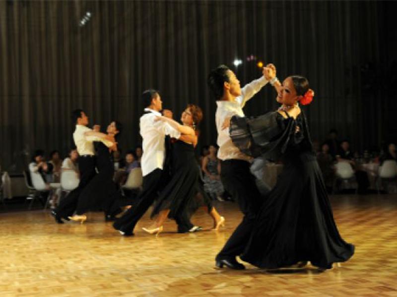 長井健次スポーツダンスアカデミー